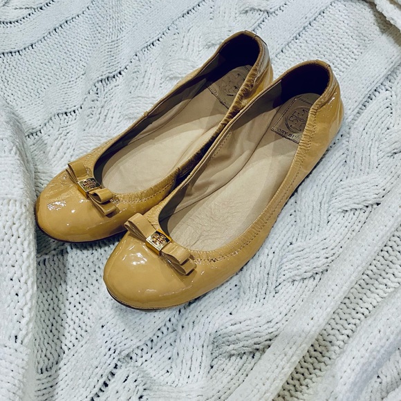 Tory Burch ballet flats. - Picture 2 of 6